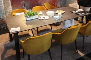 Designtage Lübeck 2018 Inform Einrichtungen Tisch